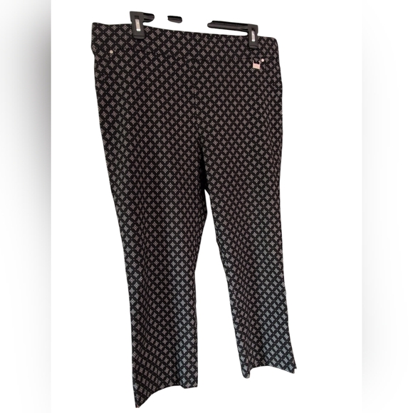 Rafaella Cropped Pull On Capri Pants Curvy Women's 18 Black/white Star Pattern - Picture 1 of 6